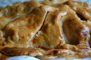 apple rhubarb pie